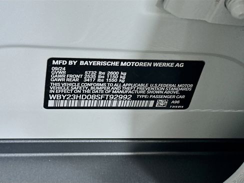 Used 2025 BMW i4 eDrive40 image 12