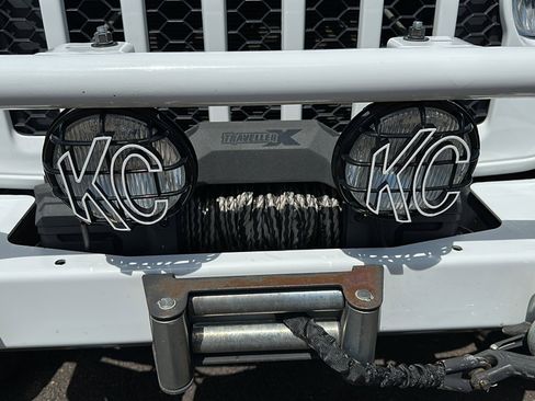 Used 2020 Jeep Gladiator Sport w/ Quick Order Package 24S image 14