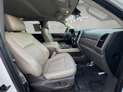 Used 2020 Ford Expedition XLT w/ Equipment Group 202A RWD image 24