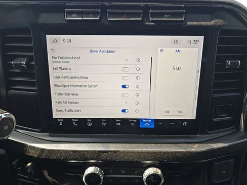 Used 2024 Ford F350 Lariat AWD/4WD image 27