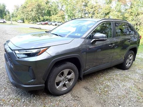 Used 2025 Toyota RAV4 XLE w/ Convenience Package AWD/4WD image 7