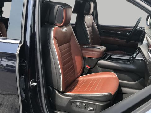 Certified 2023 GMC Yukon Denali Ultimate AWD/4WD image 20