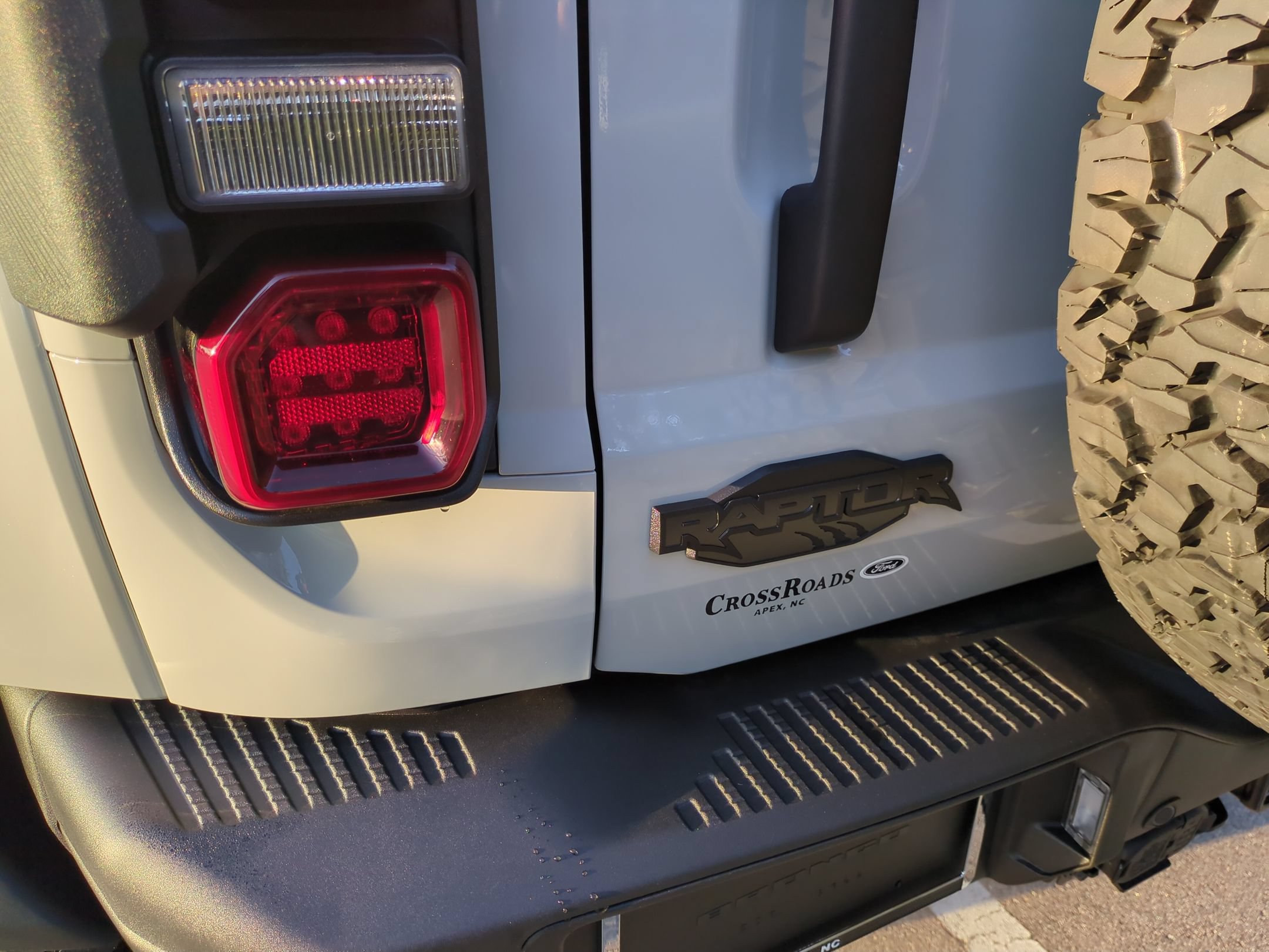New 2026 Ford Bronco Raptor AWD/4WD image 34