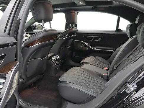 Used 2023 Mercedes-Benz S 580 4MATIC Sedan image 39
