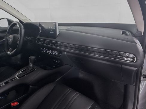 Certified 2026 Honda HR-V EX-L image 36