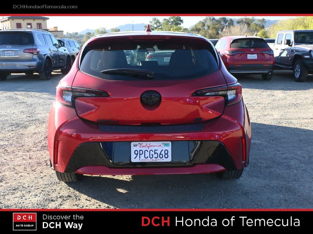 Used 2025 Toyota Corolla SE w/ SE Package FWD image 6