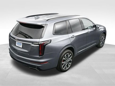 Used 2022 Cadillac XT6 Sport w/ Technology Package AWD/4WD image 45