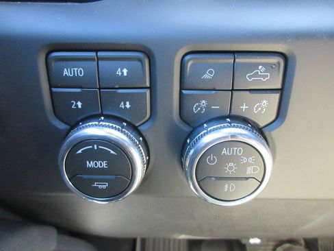 New 2026 GMC Sierra 1500 AT4 w/ AT4 Premium Package image 18