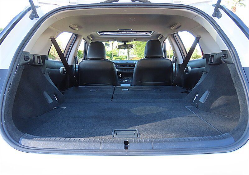 Used 2012 Lexus CT 200h Premium FWD image 31