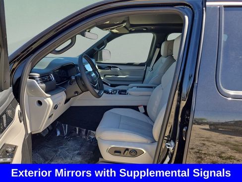 New 2026 Jeep Grand Wagoneer 2WD w/ Premium Group I image 10