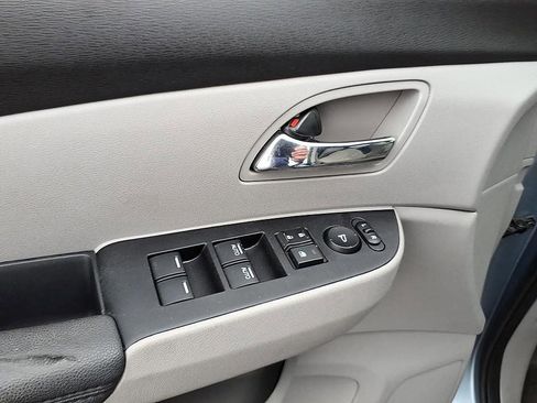 Used 2014 Honda Odyssey EX image 11