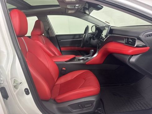 Used 2021 Toyota Camry XSE w/ Navigation Package image 4