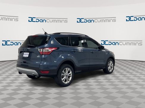 Used 2018 Ford Escape SE w/ SE Sync 3 Package AWD/4WD image 8