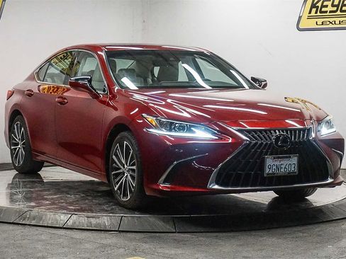Used 2023 Lexus ES 350 w/ Premium Package image 5