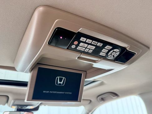 Used 2016 Honda Pilot Elite image 31