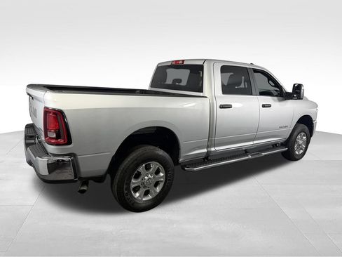 Used 2026 RAM 2500 Big Horn AWD/4WD image 7