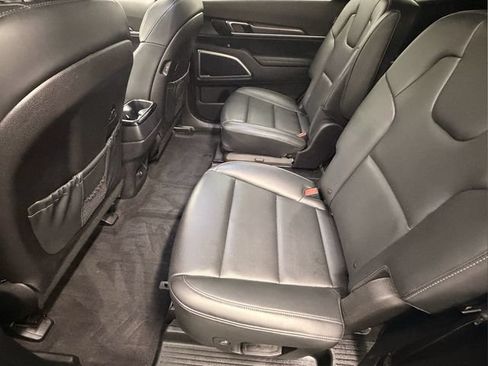 Certified 2025 Kia Telluride S FWD image 14