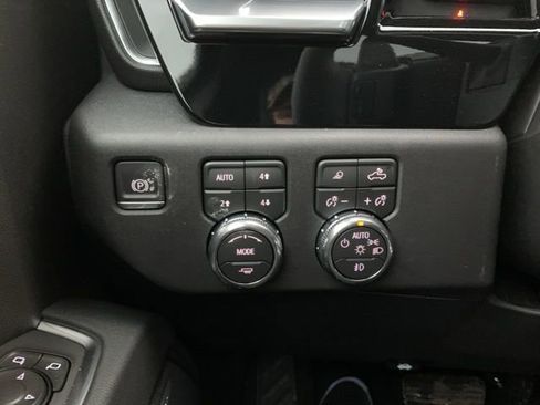 New 2026 GMC Sierra 1500 SLT w/ SLT Premium Plus Package image 19