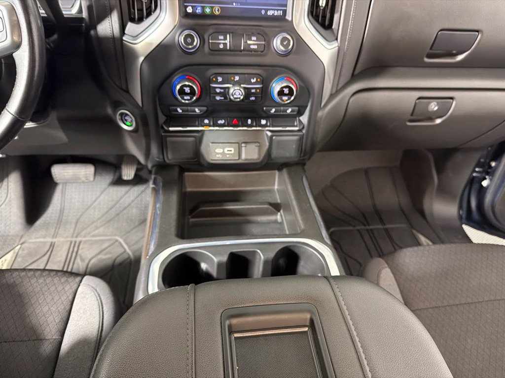 Used 2022 Chevrolet Silverado 1500 RST w/ LPO, Blackout Package AWD/4WD image 18