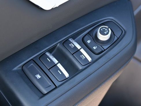 New 2025 Subaru Forester Limited image 19