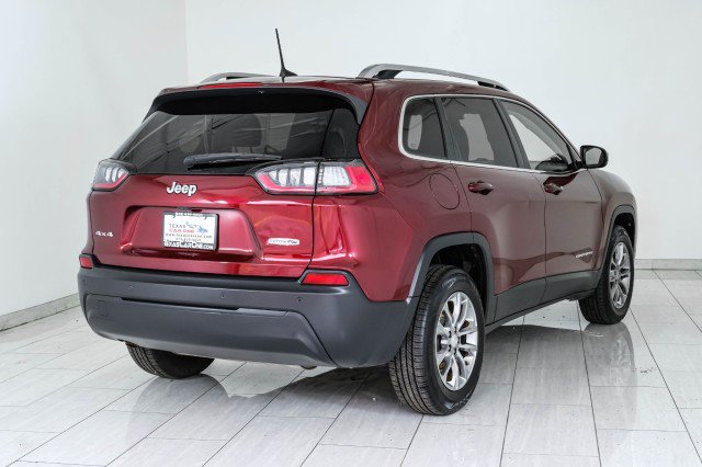 Used 2020 Jeep Cherokee Latitude Plus w/ Cold Weather Group AWD/4WD image 6