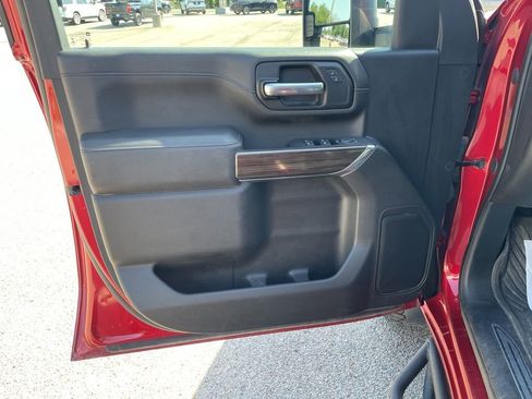 Used 2022 Chevrolet Silverado 3500 LT w/ Convenience Package AWD/4WD image 13