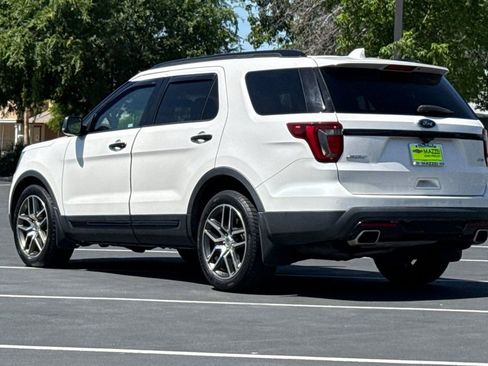 Used 2016 Ford Explorer Sport w/ Equipment Group 401A AWD/4WD image 3