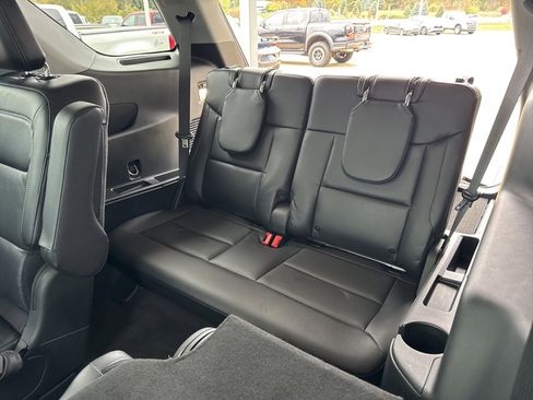 Certified 2022 Ford Explorer Limited w/ Equipment Group 301A image 34