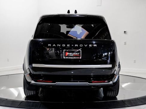 Used 2024 Land Rover Range Rover Long Wheelbase Autobiography AWD/4WD image 6