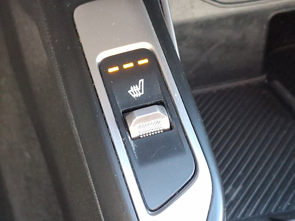 Used 2024 Kia Sorento S FWD image 26