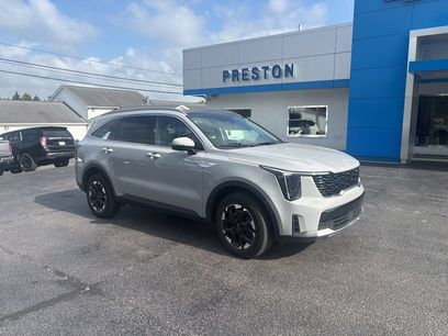 Used 2024 Kia Sorento S w/ Panoramic Sunroof Package
