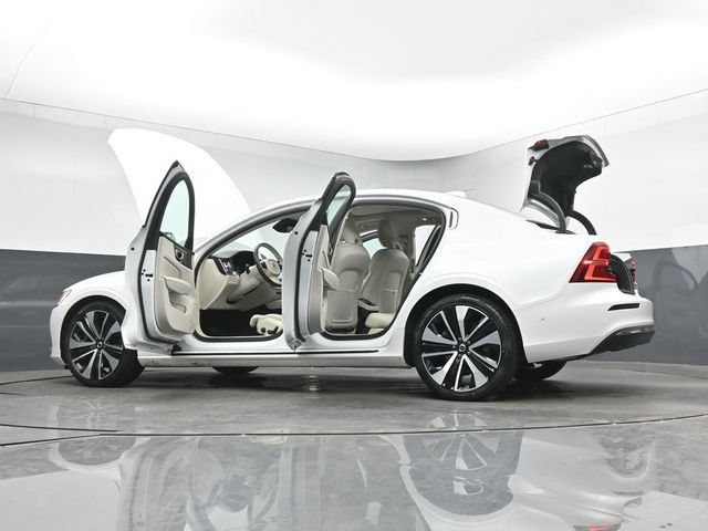 Used 2023 Volvo S60 B5 Ultimate w/ Climate Package FWD image 54