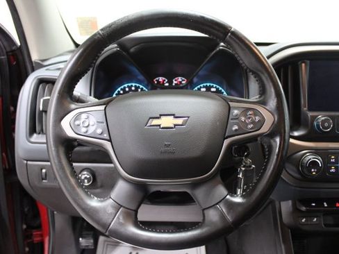 Used 2022 Chevrolet Colorado Z71 image 35