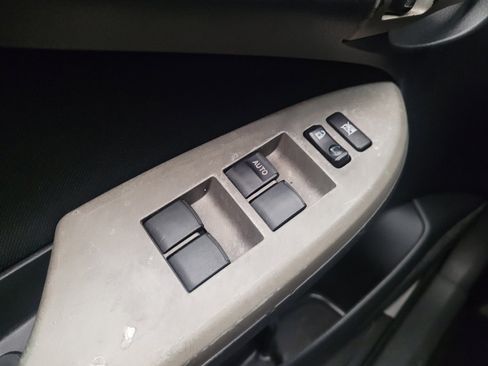 Used 2013 Toyota Corolla S w/ Premium Pkg image 27