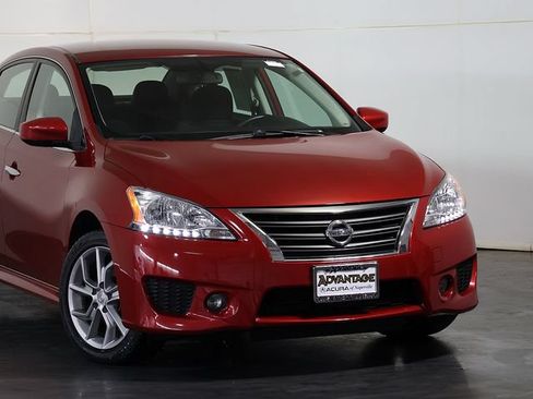 Used 2014 Nissan Sentra SR FWD image 6