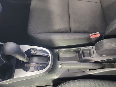 Used 2015 Honda Fit EX image 31