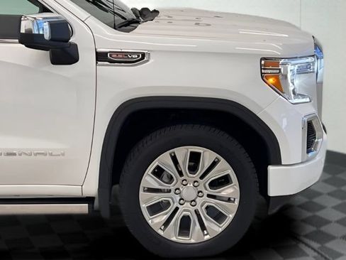 Certified 2022 GMC Sierra 1500 Denali w/ Denali Premium Package AWD/4WD image 6