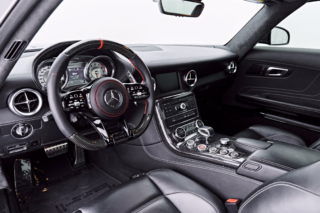 Used 2012 Mercedes-Benz SLS AMG Coupe image 2
