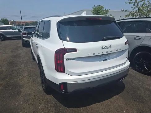 Used 2023 Kia Telluride S w/ S Sunroof Package AWD/4WD image 4