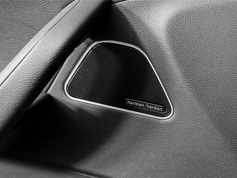 Used 2022 Maserati Levante GT image 47