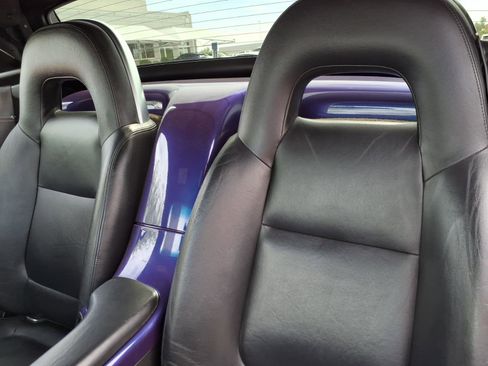 Used 2004 Chevrolet SSR w/ Preferred Equipment Group RWD image 20