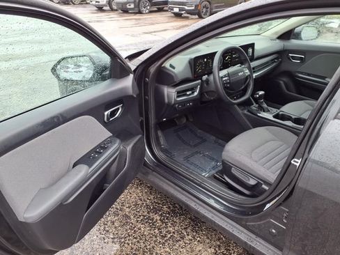 Used 2025 Kia K4 EX FWD image 54