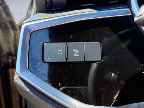 Used 2021 Audi Q3 2.0T Premium Plus AWD/4WD image 25