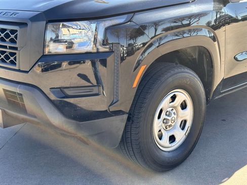 Used 2022 Nissan Frontier S image 11