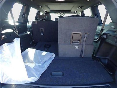 New 2025 Jeep Grand Cherokee L Limited w/ Luxury Tech Group II image 8