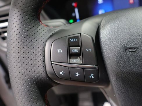 Used 2025 Ford Escape ST-Line Select AWD/4WD image 31