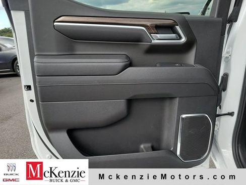 Used 2024 Chevrolet Silverado 1500 LT AWD/4WD image 23