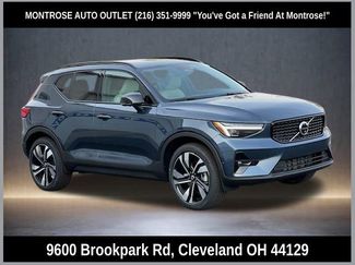 New 2026 Volvo XC40 B5 Ultra w/ Protection Package Premier video 1