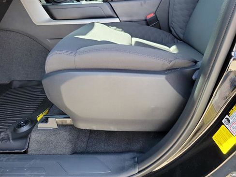 Used 2023 Toyota Tundra SR5 image 8