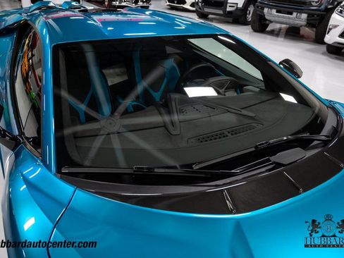 Used 2025 Lamborghini Revuelto AWD/4WD image 34